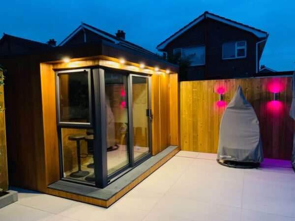 Garden Rooms Northern Ireland Galleries RB Garden Rooms NI   PHOTO 2022 07 26 15 56 13 2 600x450 